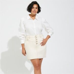 ✨NWT✨Torrid Mini Denim Button Fly Skirt